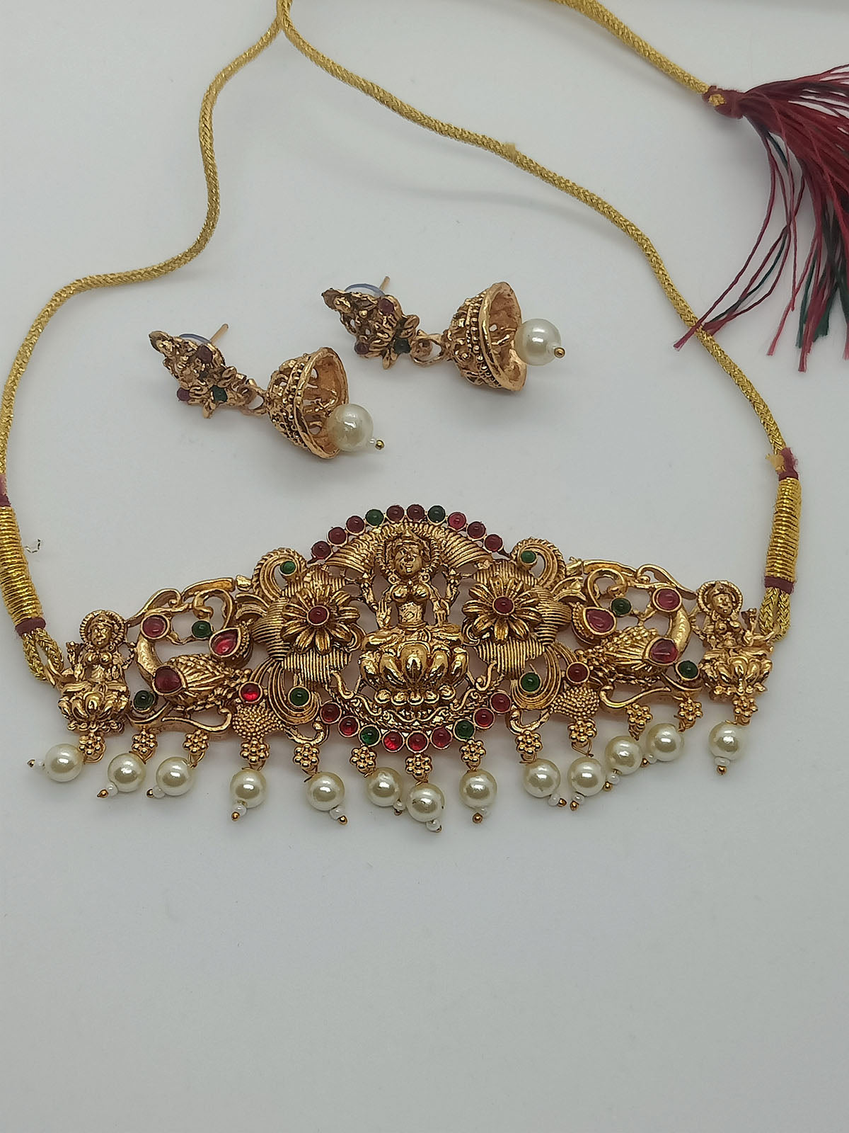 Lakshmi Choker